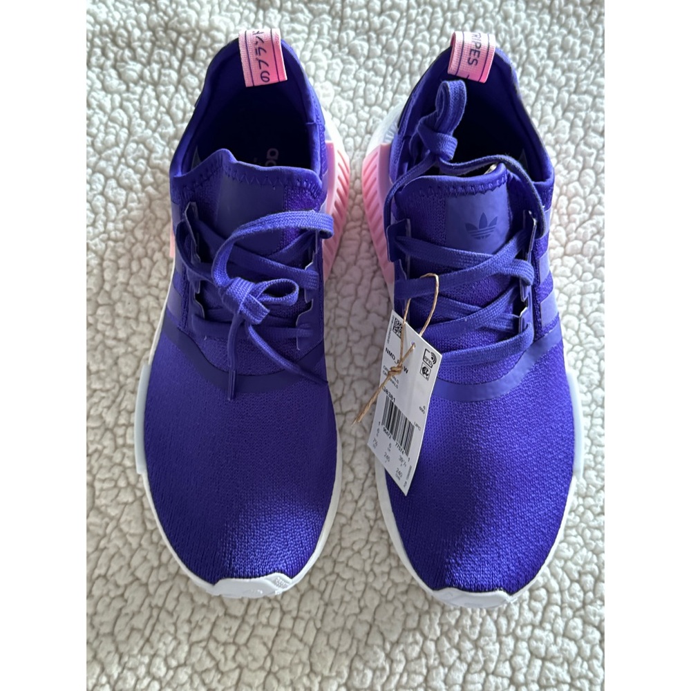 Women’s Adidas NMD_R1 Shoes - Picture 5 of 7